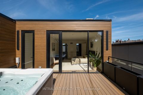 Photo 24 at 741 Richmond Street W, Niagara, Toronto