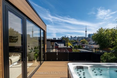 Photo 25 at 741 Richmond Street W, Niagara, Toronto