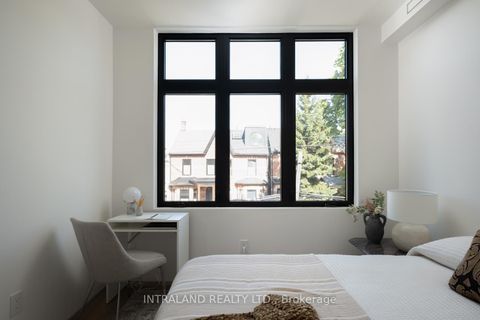 Photo 39 at 741 Richmond Street W, Niagara, Toronto