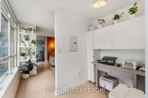 Photo 17 at 949 - 10 Capreol Court, Waterfront Communities C1, Toronto