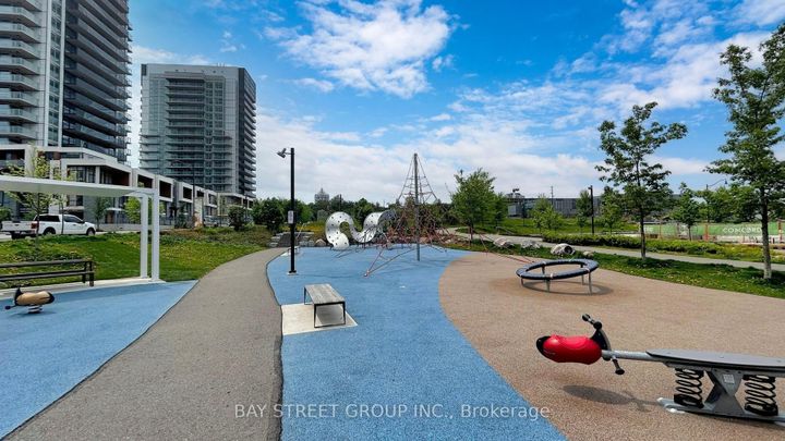 Photo 45 at 1507 - 27 McMahon Drive, Bayview Village, Toronto