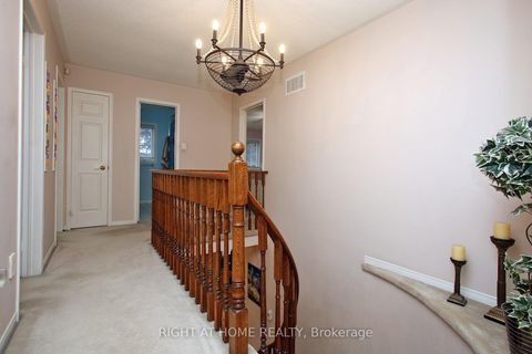 Photo 17 at 6 Coldstream Crescent, Devonsleigh, Richmond Hill