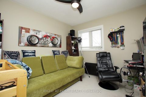 Photo 19 at 6 Coldstream Crescent, Devonsleigh, Richmond Hill