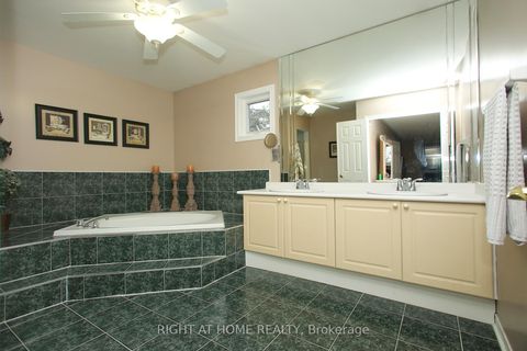 Photo 23 at 6 Coldstream Crescent, Devonsleigh, Richmond Hill