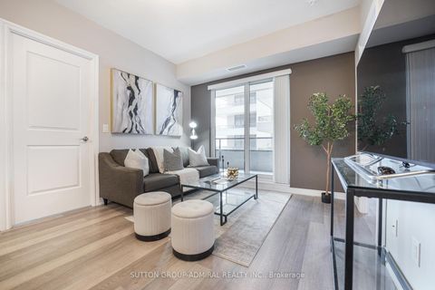Photo 9 at 1016 - 9255 Jane Street, Maple, Vaughan