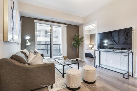 Photo 17 at 1016 - 9255 Jane Street, Maple, Vaughan