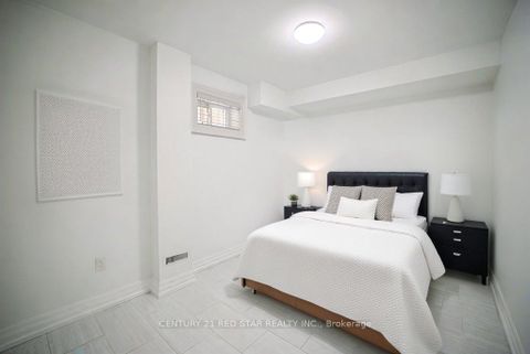 Photo 12 at 164 Elmhurst Drive, Kipling, Toronto