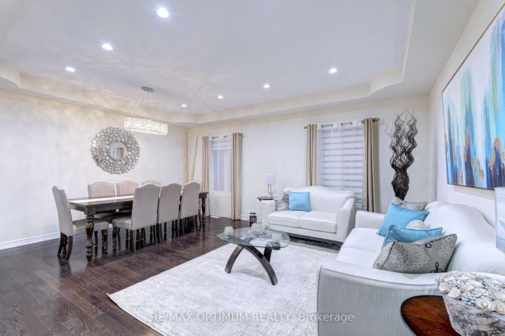 Photo 7 at 16 Ashcreek Drive, Credit Valley, Brampton