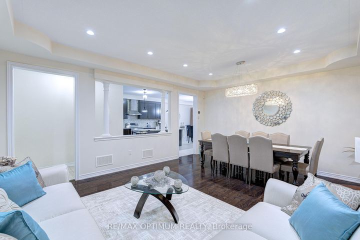 Photo 10 at 16 Ashcreek Drive, Credit Valley, Brampton