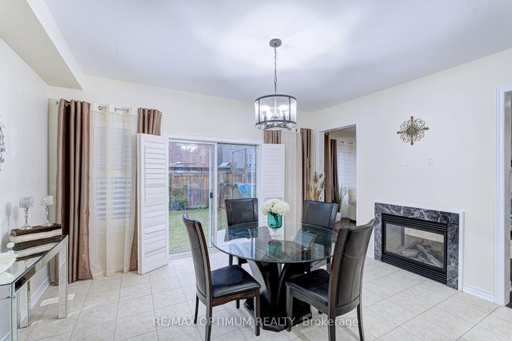 Photo 18 at 16 Ashcreek Drive, Credit Valley, Brampton