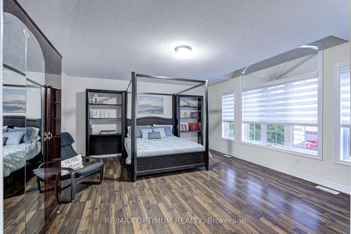 Photo 34 at 16 Ashcreek Drive, Credit Valley, Brampton