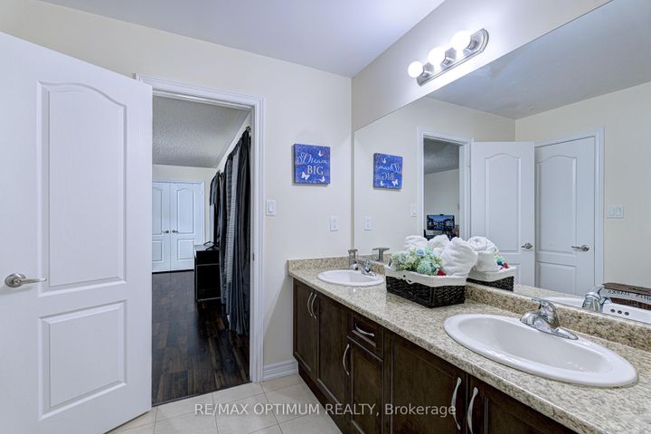 Photo 37 at 16 Ashcreek Drive, Credit Valley, Brampton