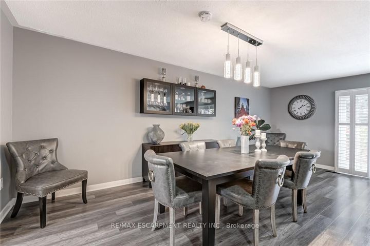 Photo 12 at 48 - 2825 Gananoque Drive, Meadowvale, Mississauga