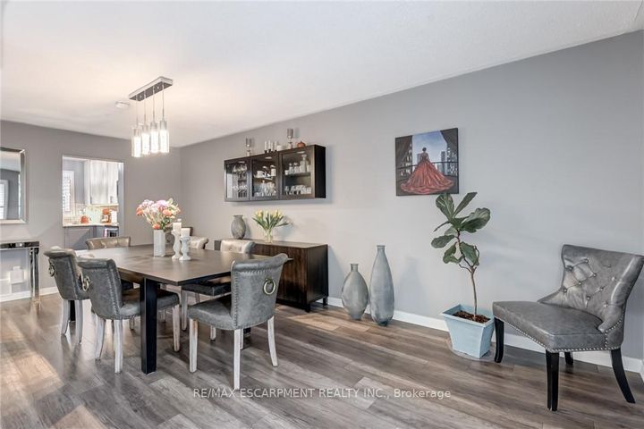 Photo 13 at 48 - 2825 Gananoque Drive, Meadowvale, Mississauga