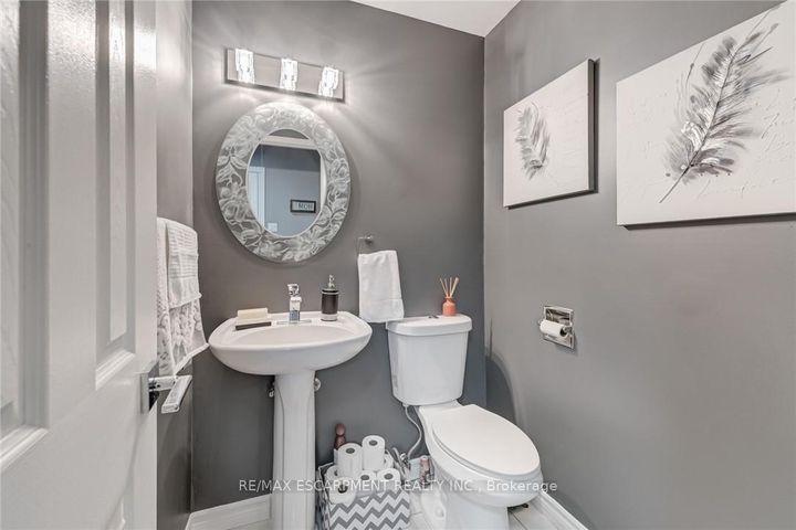 Photo 15 at 48 - 2825 Gananoque Drive, Meadowvale, Mississauga