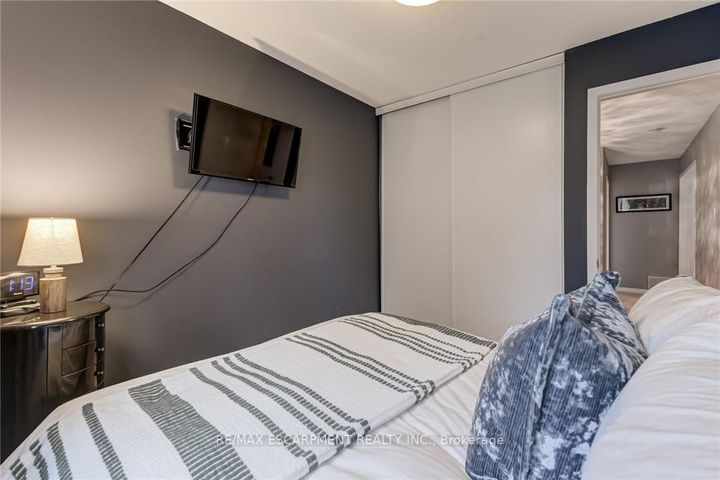 Photo 24 at 48 - 2825 Gananoque Drive, Meadowvale, Mississauga