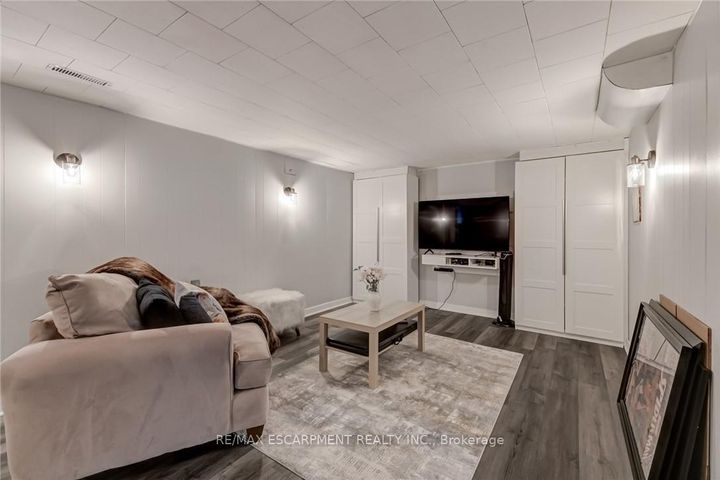 Photo 28 at 48 - 2825 Gananoque Drive, Meadowvale, Mississauga