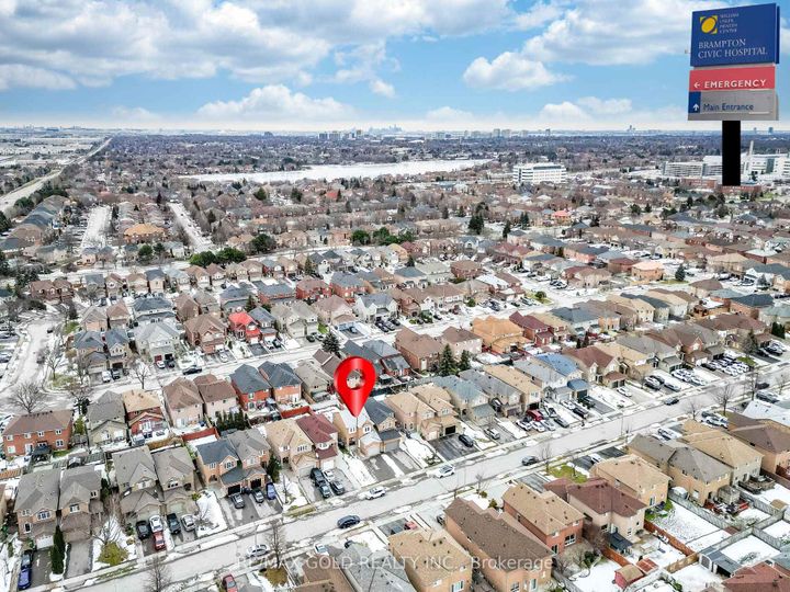 Photo 39 at 33 Fiddleneck Crescent, Wellington, Brampton