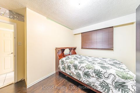 Photo 8 at 25 Monterrey Drive, Beaumonde Heights, Toronto