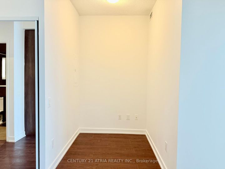 Photo 11 at 2703 - 121 McMahon Drive, Bayview Village, Toronto