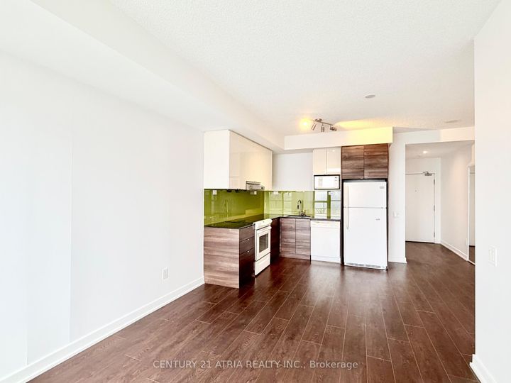 Photo 17 at 2703 - 121 McMahon Drive, Bayview Village, Toronto