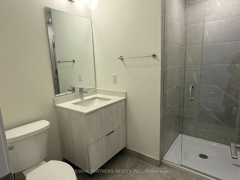 Photo 5 at 924 - 2 Steckley House Lane, Rural Richmond Hill, Richmond Hill