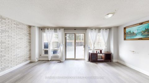 Photo 4 at 18 - 11 Livonia Place, Morningside, Toronto