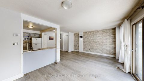 Photo 8 at 18 - 11 Livonia Place, Morningside, Toronto