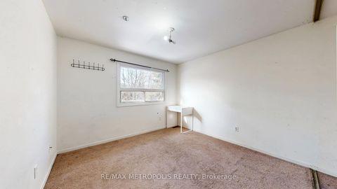 Photo 18 at 18 - 11 Livonia Place, Morningside, Toronto