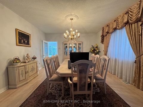 Photo 12 at 92 Springbrook Drive, Langstaff, Richmond Hill