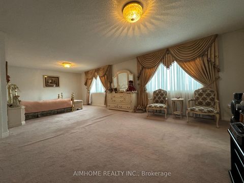 Photo 17 at 92 Springbrook Drive, Langstaff, Richmond Hill