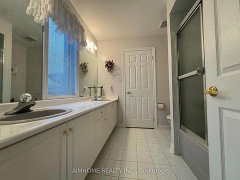 Photo 19 at 92 Springbrook Drive, Langstaff, Richmond Hill