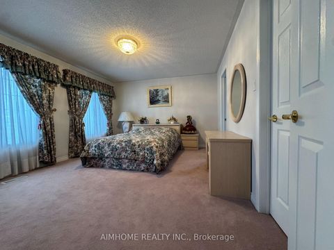 Photo 20 at 92 Springbrook Drive, Langstaff, Richmond Hill