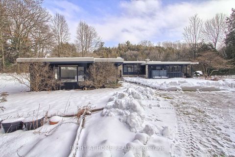 Photo 3 at 115 Valley Road, Kleinburg, Vaughan