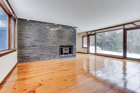 Photo 9 at 115 Valley Road, Kleinburg, Vaughan