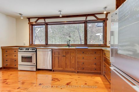 Photo 17 at 115 Valley Road, Kleinburg, Vaughan