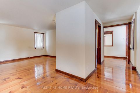 Photo 30 at 115 Valley Road, Kleinburg, Vaughan