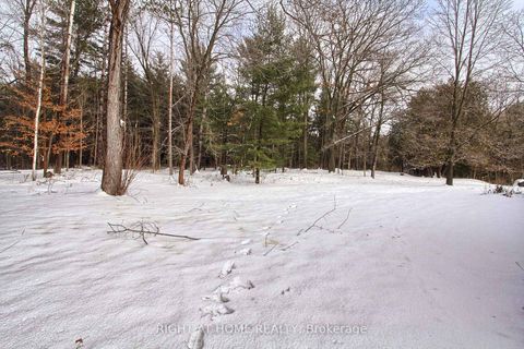 Photo 46 at 115 Valley Road, Kleinburg, Vaughan