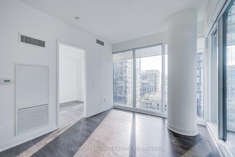 Photo 9 at 1902 - 125 Blue Jays Way, Waterfront Communities C1, Toronto
