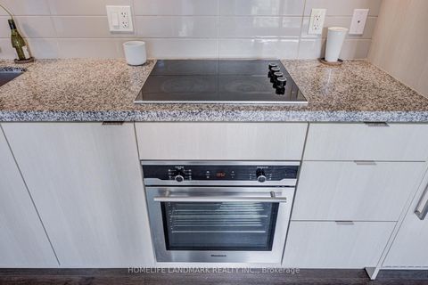 Photo 11 at 1902 - 125 Blue Jays Way, Waterfront Communities C1, Toronto