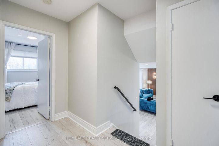 Photo 12 at 2 Lesgay Crescent, Don Valley Village, Toronto