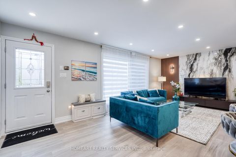 Photo 4 at 2 Lesgay Crescent, Don Valley Village, Toronto