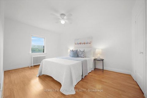 Photo 17 at 2055 Eglinton Avenue W, Fairbank, Toronto