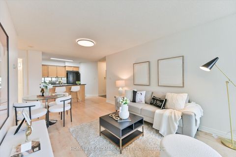 Photo 10 at 2311 - 18 Spring Garden Avenue, Willowdale East, Toronto