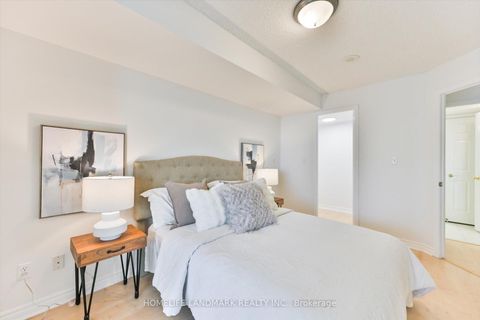 Photo 14 at 2311 - 18 Spring Garden Avenue, Willowdale East, Toronto