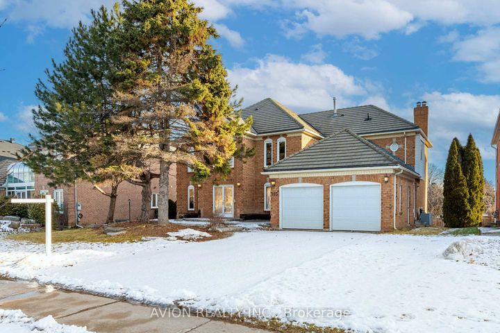 Photo 1 at 103 Spadina Road, Bayview Hill, Richmond Hill