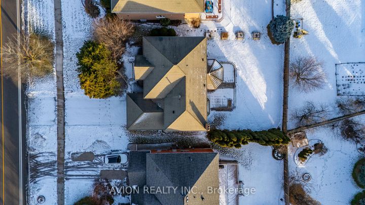 Photo 38 at 103 Spadina Road, Bayview Hill, Richmond Hill