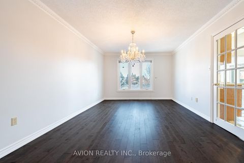 Photo 10 at 103 Spadina Road, Bayview Hill, Richmond Hill