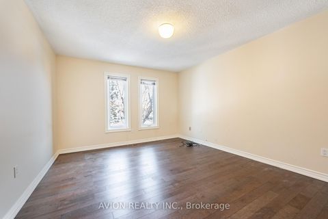 Photo 26 at 103 Spadina Road, Bayview Hill, Richmond Hill