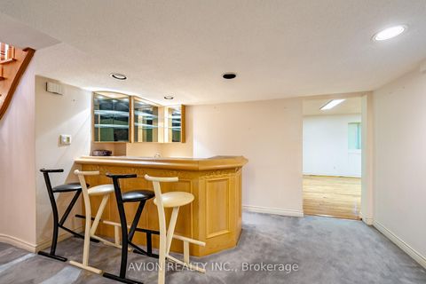 Photo 31 at 103 Spadina Road, Bayview Hill, Richmond Hill